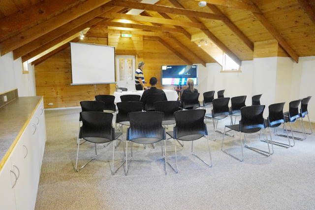 Meeting Room (1)